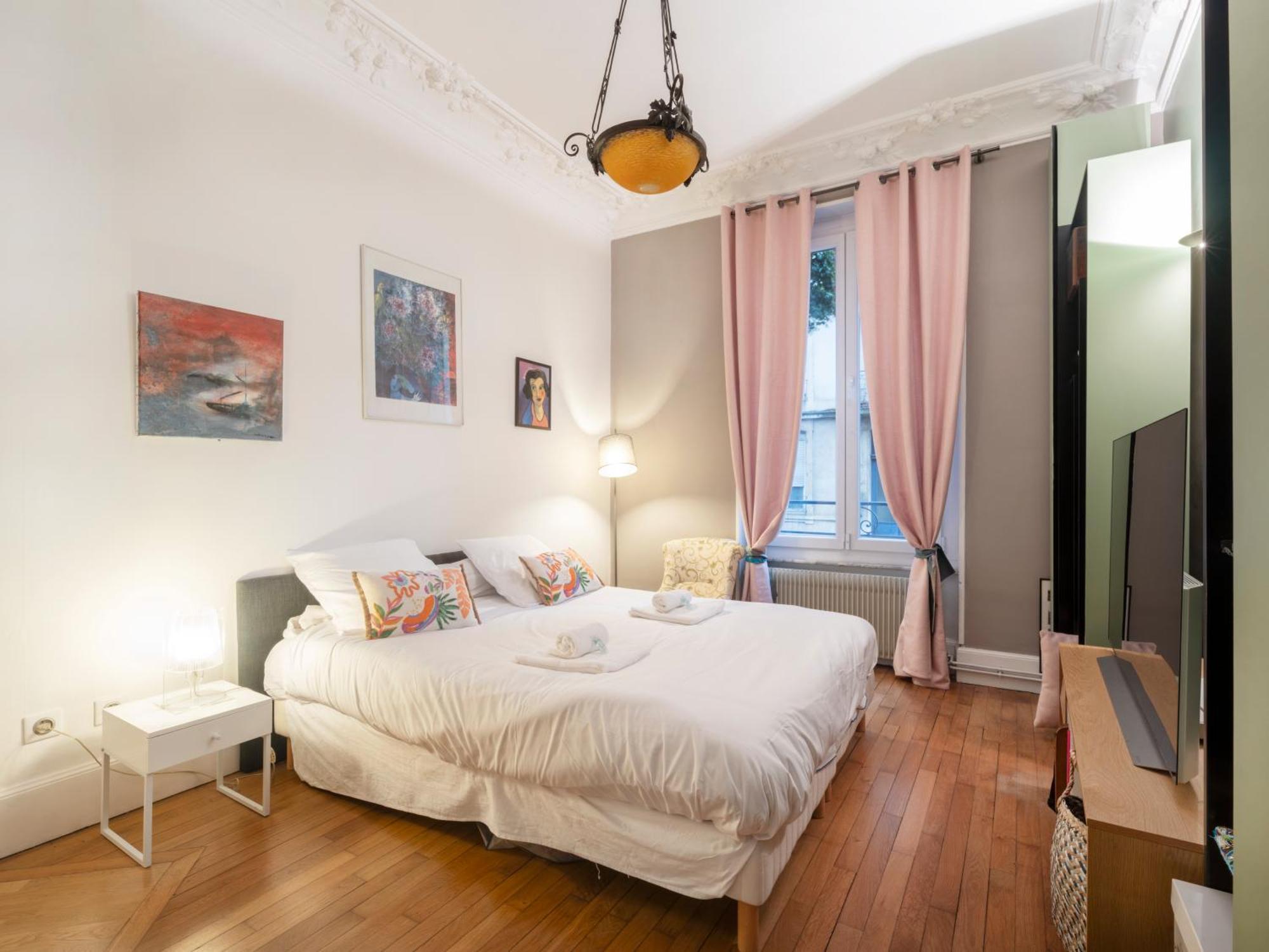Apartment Le Jardin Boheme - Centre - Jardin - Garage
